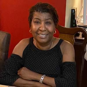 Meet your Posher, Sharon